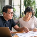 What is the average retired couples income?